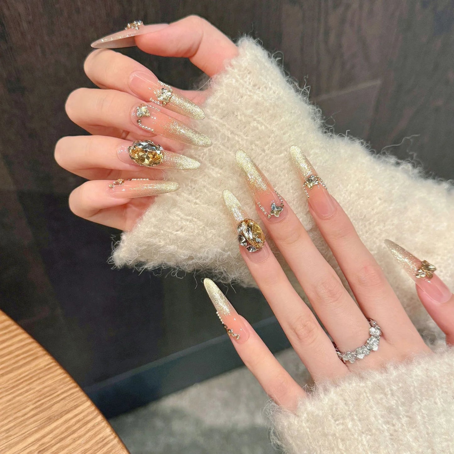 10PCS Handmade Press on Nails Champagne Zircon Diamond Almond Fake Nails Decor Wearable French Elegant Cat's Eye False Nails Art